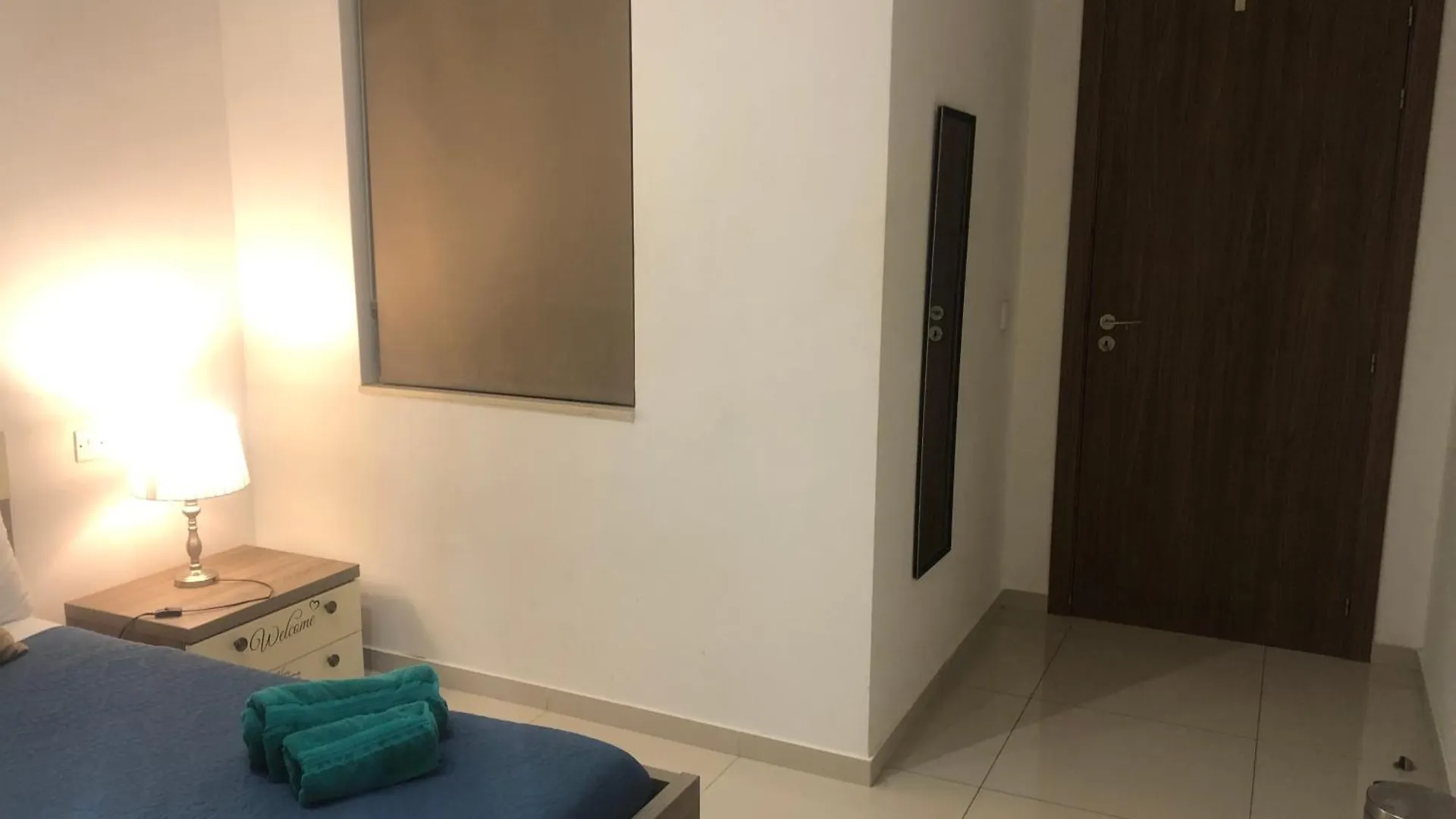 Stanza Vicino Paceville E San Giuliano Is-Swieqi Malta